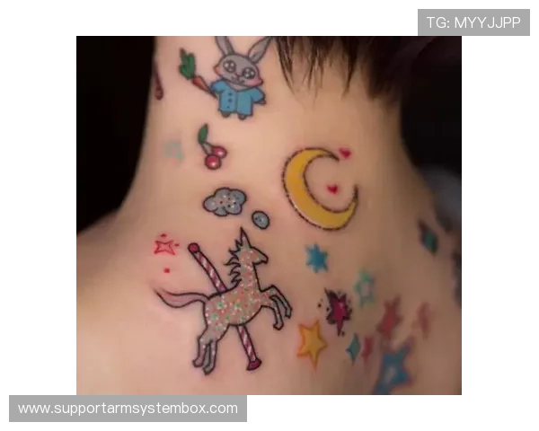 小猪佩奇化身足球明星纹身设计灵感分享与创意解析