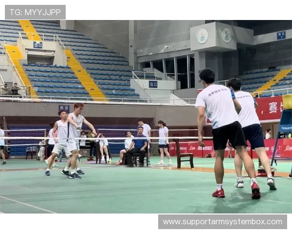 成都羽毛球队荣登羽毛球节奏排行榜第五名展现实力与风采