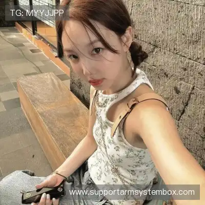 薄发华